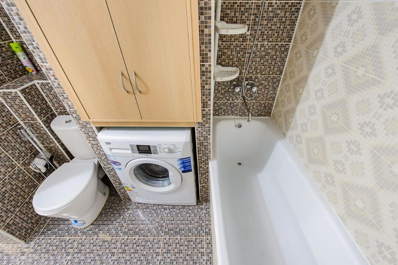 Apartment Оn Makatayeva 5 B Almaty Eksteriør billede