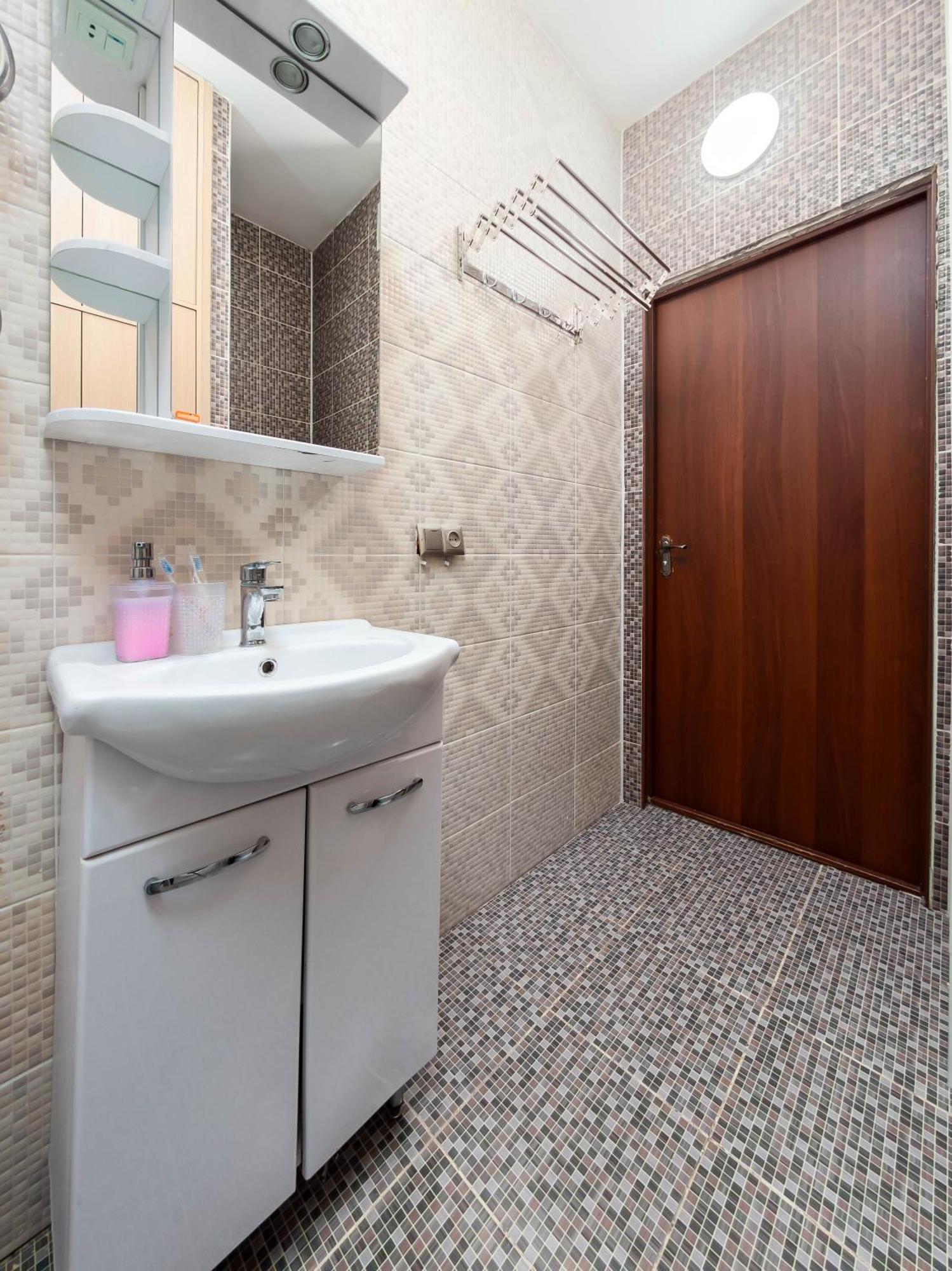 Apartment Оn Makatayeva 5 B Almaty Eksteriør billede