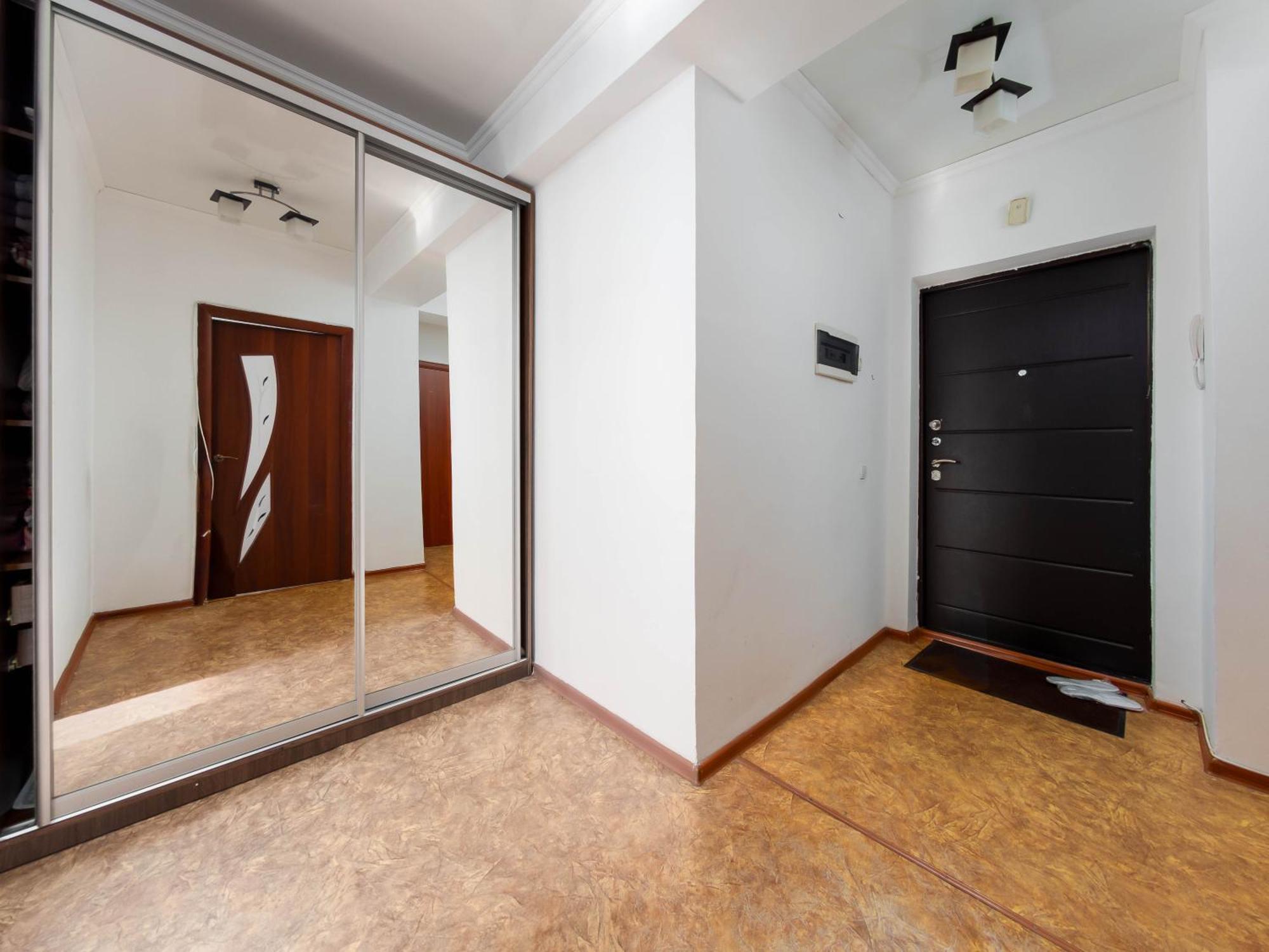Apartment Оn Makatayeva 5 B Almaty Eksteriør billede